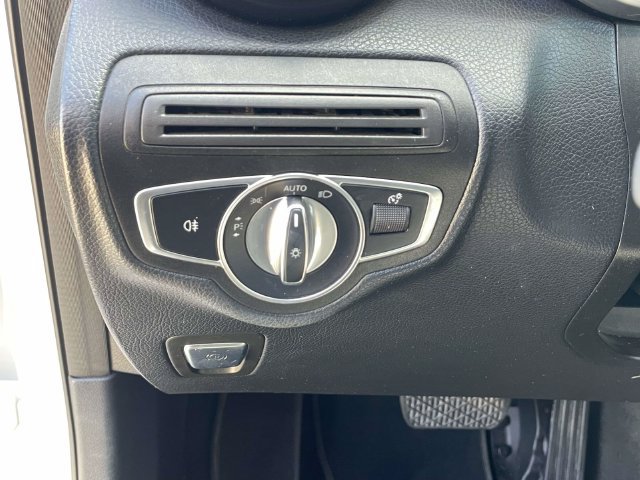 Used 2019 Mercedes-Benz GLC 300 image 22