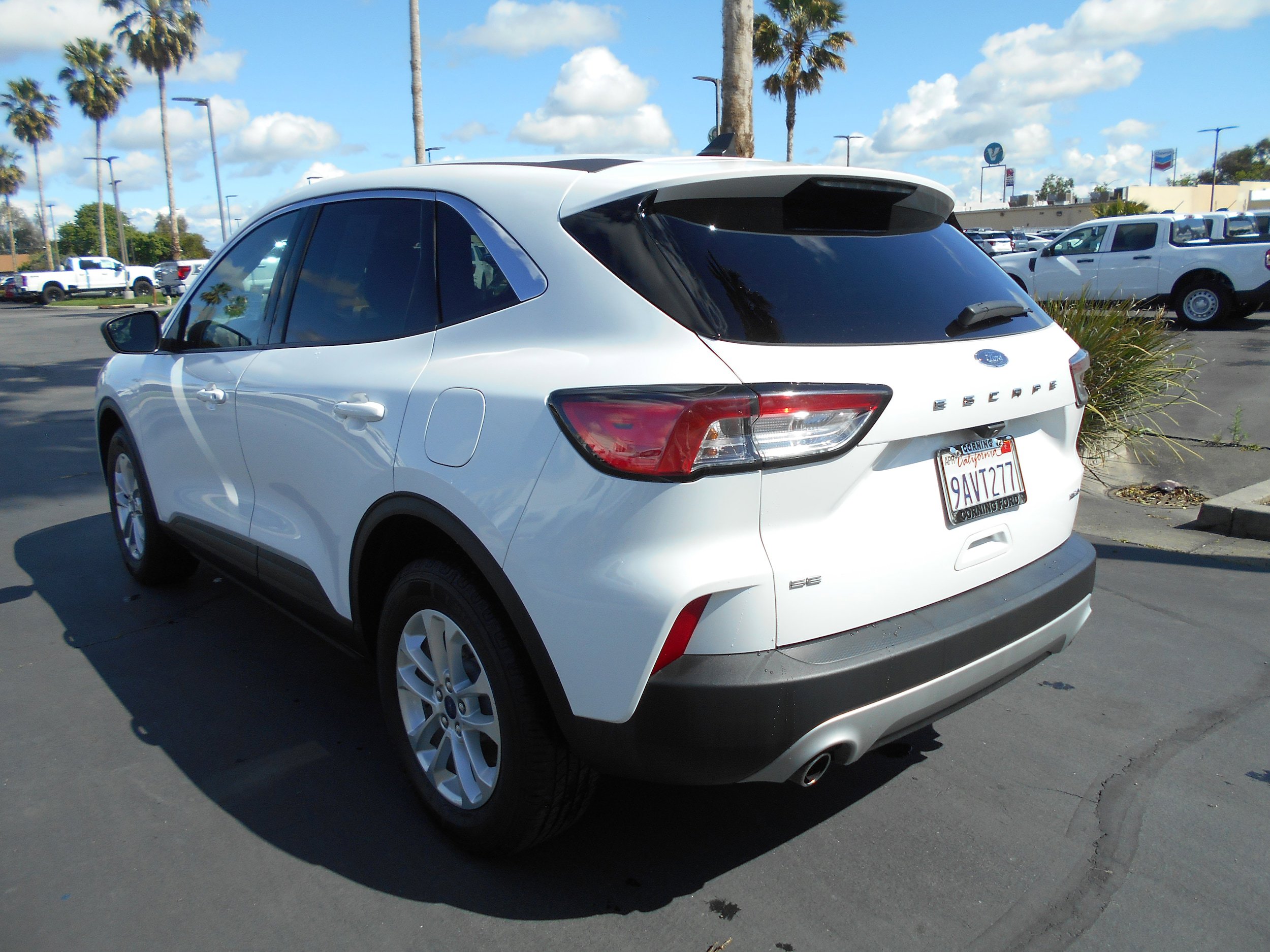 Used 2022 Ford Escape SE w/ Convenience Package AWD/4WD image 4