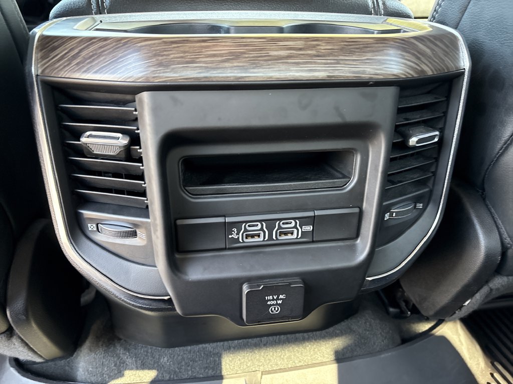 Used 2019 RAM 1500 Laramie AWD/4WD image 31