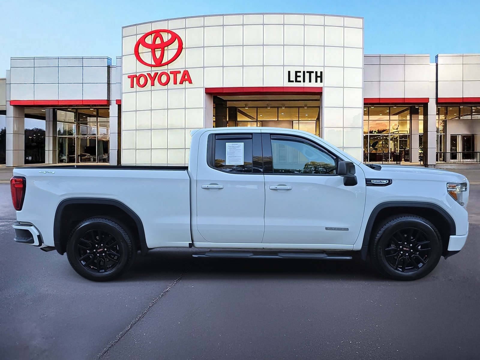 Used 2019 GMC Sierra 1500 Elevation w/ Elevation Value Package image 4