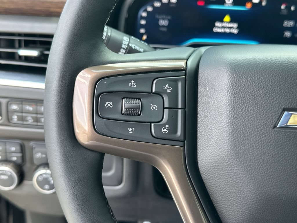 Used 2023 Chevrolet Tahoe High Country AWD/4WD image 27