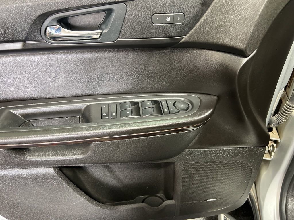 Used 2016 Chevrolet Traverse LTZ w/ LPO, 'HIT The Road' Package image 19