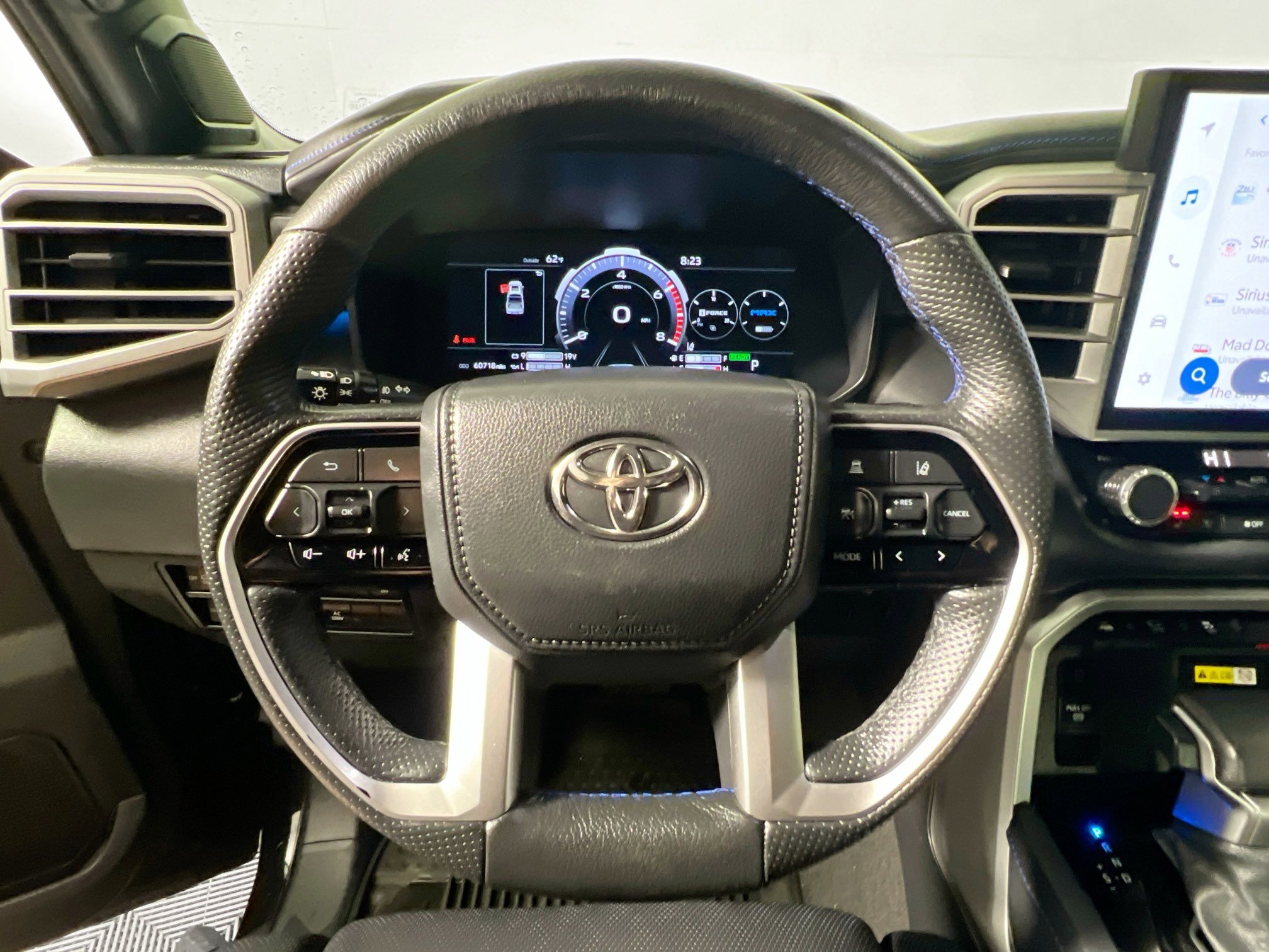 Used 2023 Toyota Tundra Platinum AWD/4WD image 17