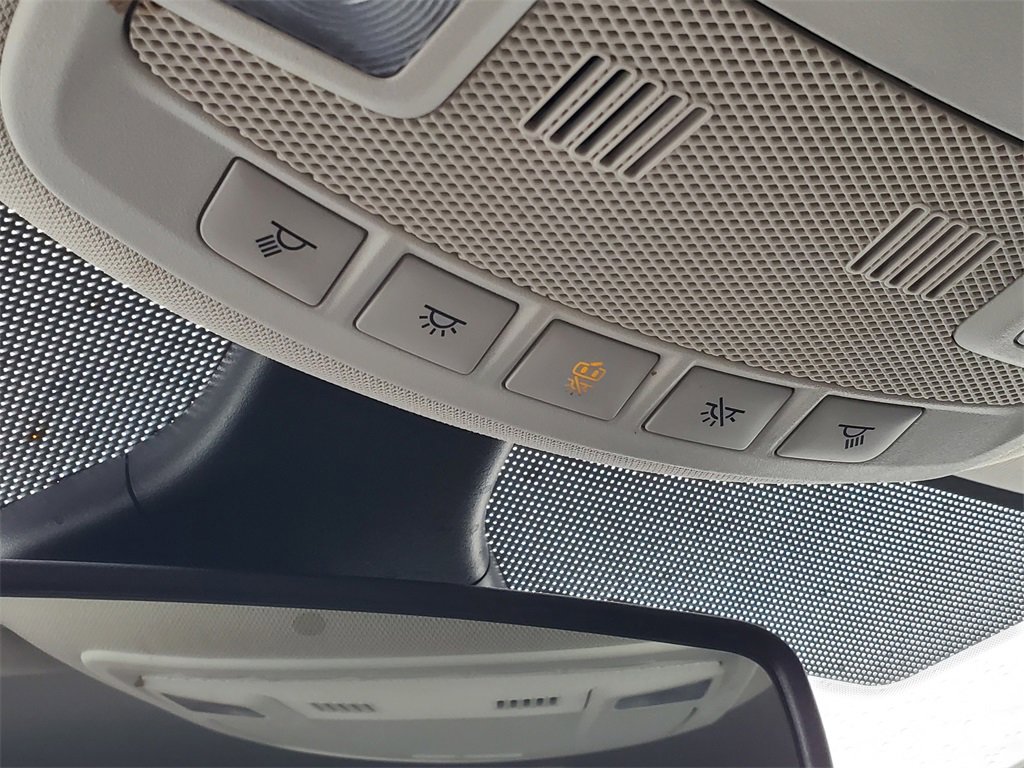 Used 2024 Ford Edge SEL image 19