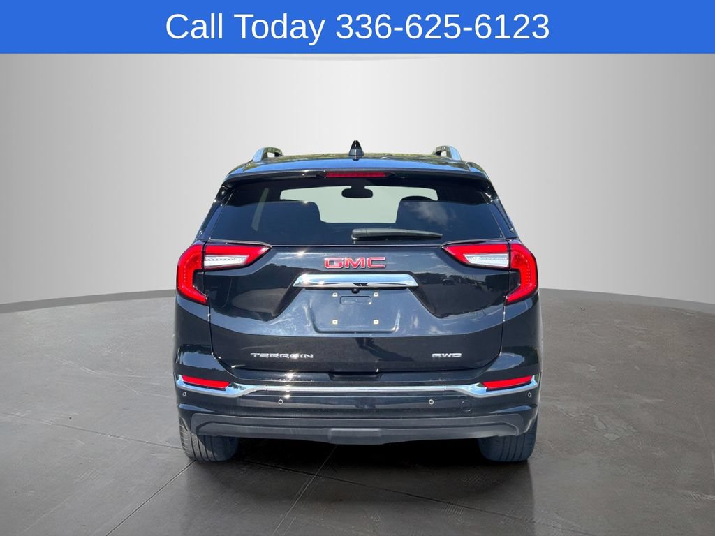 Used 2023 GMC Terrain Denali w/ LPO, 'HIT The Road' Package AWD/4WD image 4