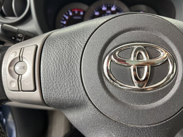 Used 2008 Toyota RAV4 Limited image 9