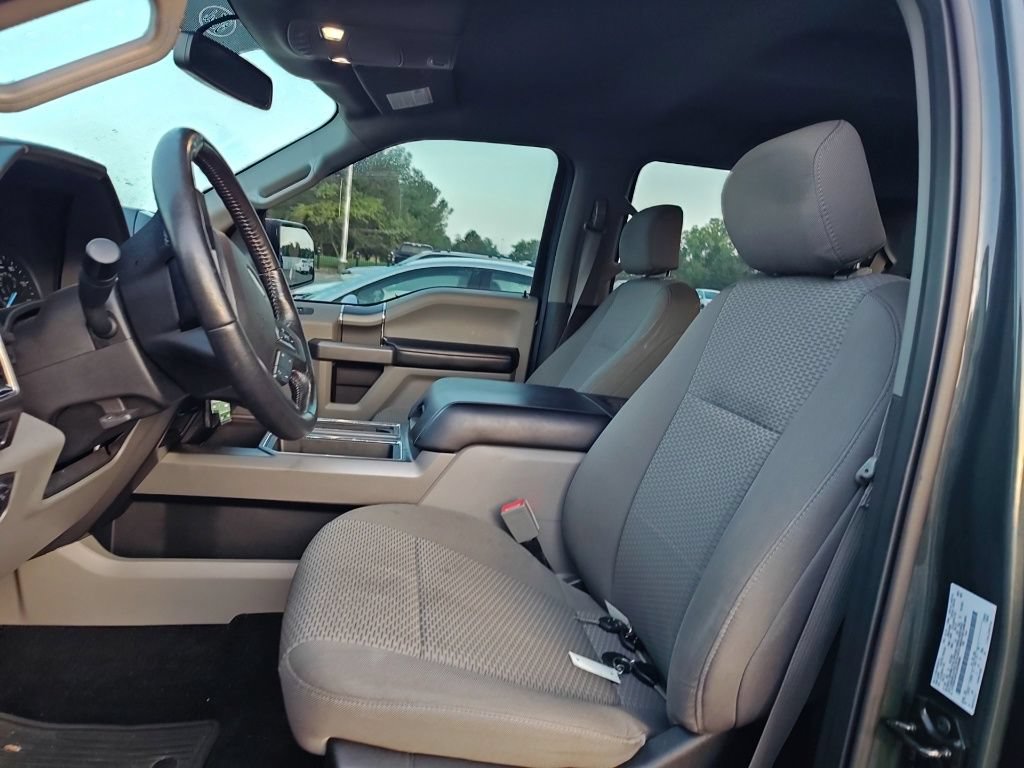 Used 2018 Ford F150 XLT w/ Equipment Group 302A Luxury AWD/4WD image 9