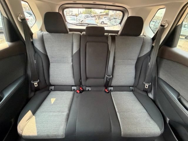 Used 2023 Nissan Rogue SV AWD/4WD image 17
