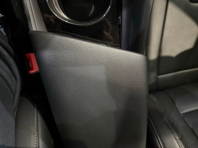 New 2025 Hyundai Elantra Limited image 24