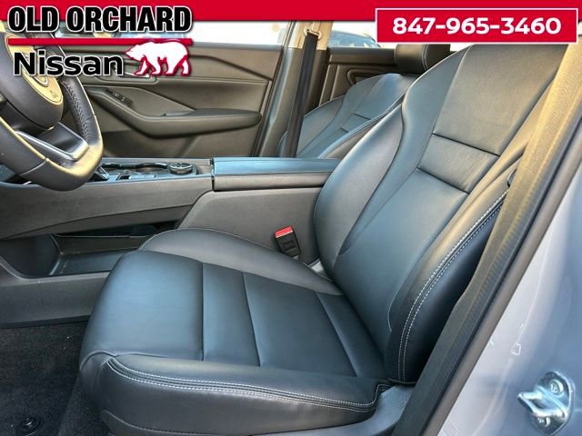 Used 2024 Nissan Rogue SL w/ SL Premium Package image 10