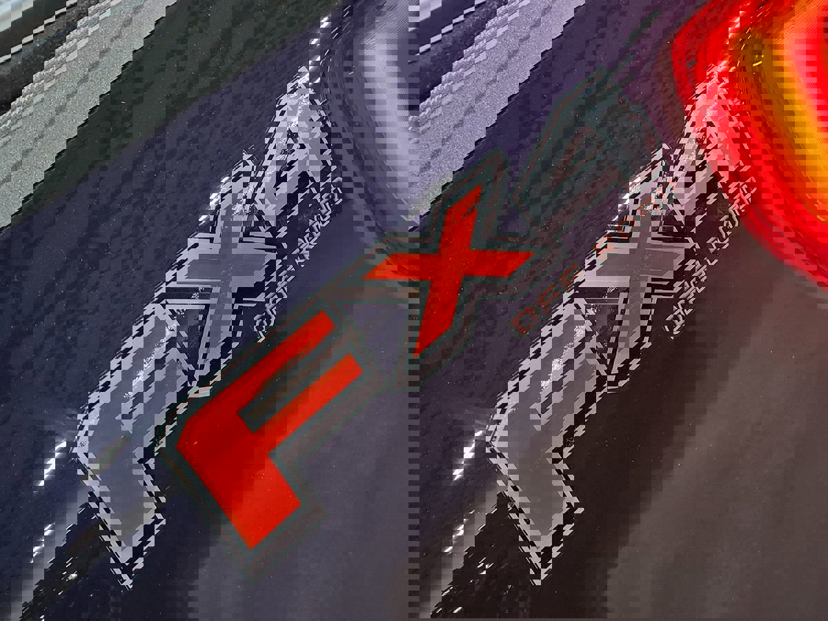 Used 2023 Ford F150 Lariat w/ Trailer Tow Package image 26