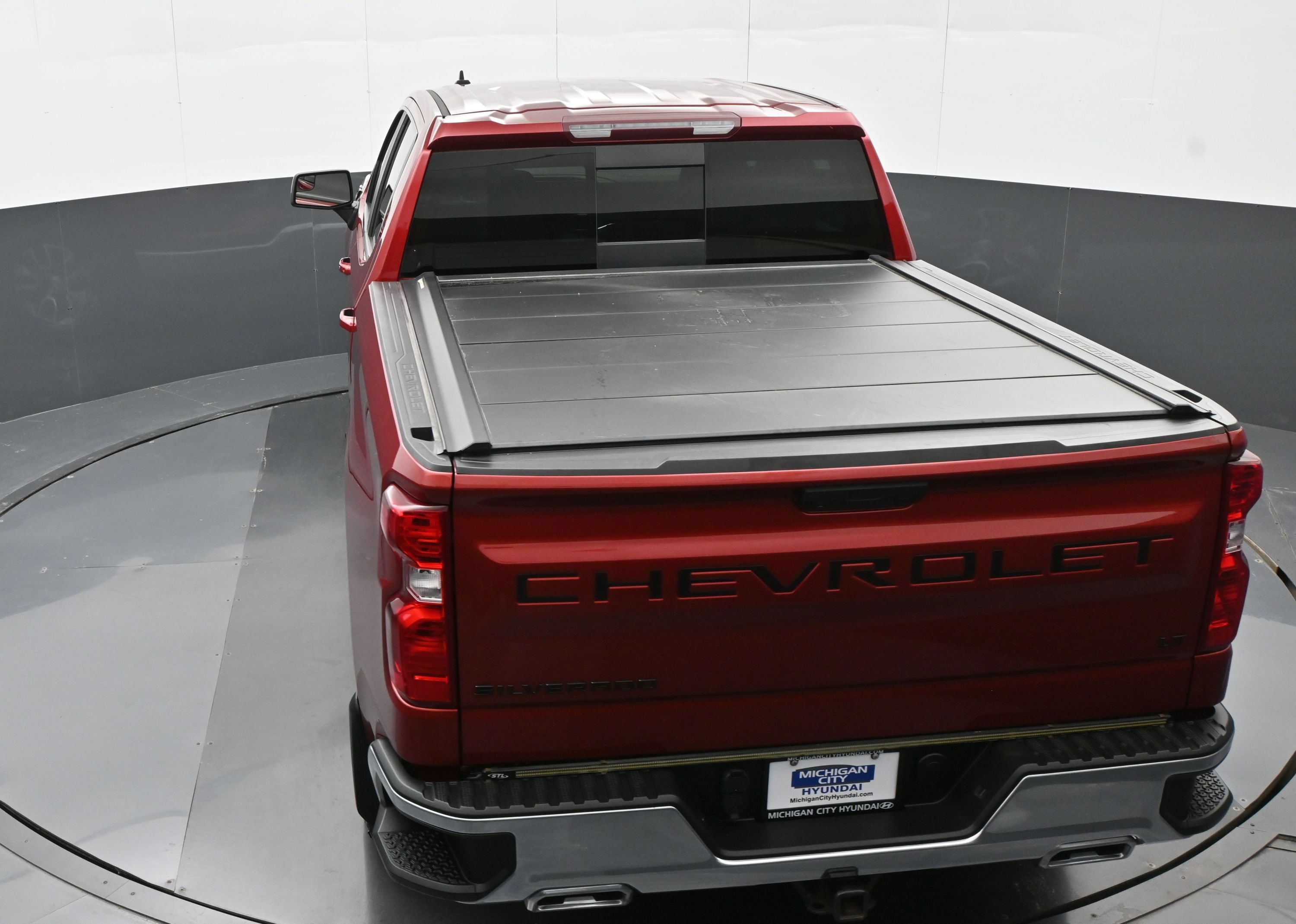 Used 2023 Chevrolet Silverado 1500 LT AWD/4WD image 29