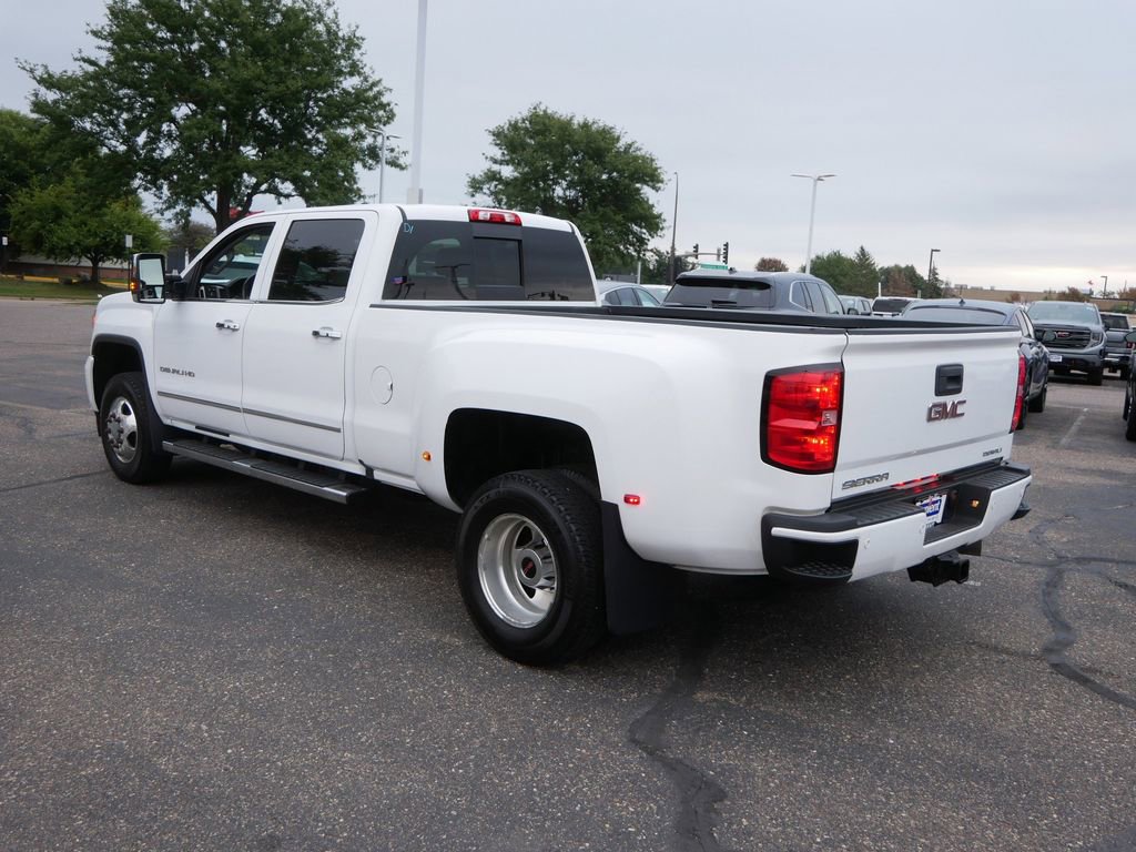 Used 2017 GMC Sierra 3500 Denali image 8