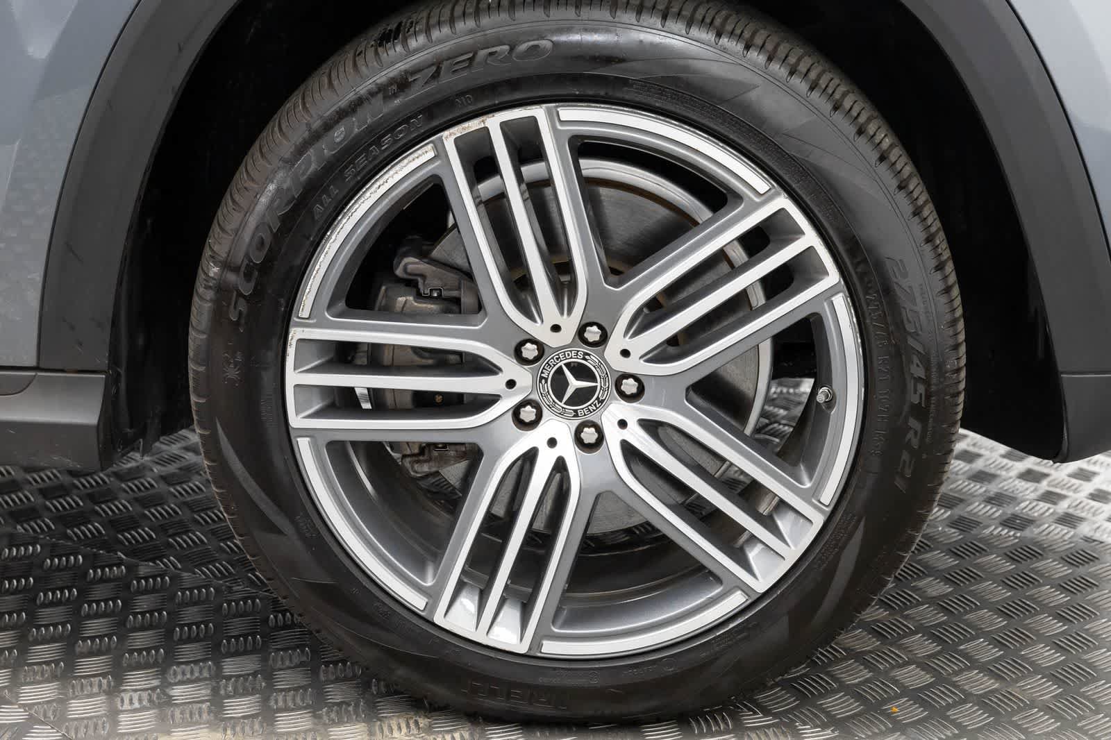Used 2025 Mercedes-Benz GLS 450 4MATIC image 61