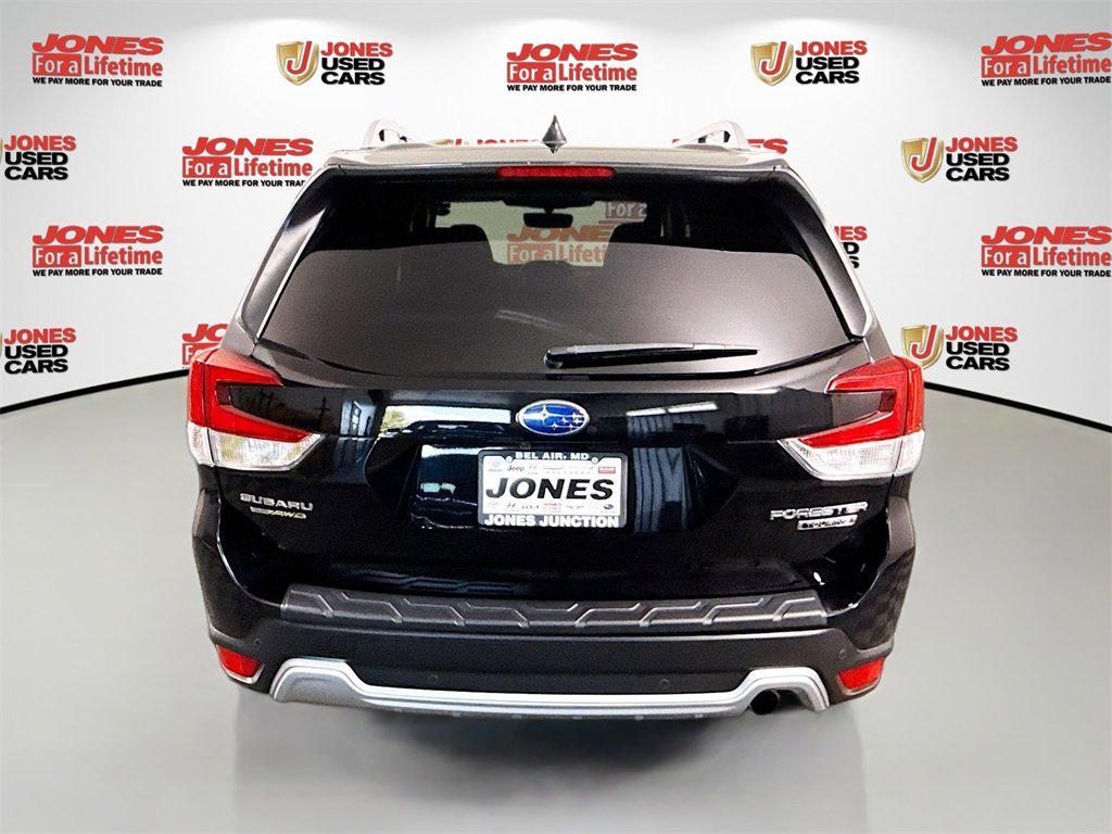 Used 2022 Subaru Forester Touring image 17