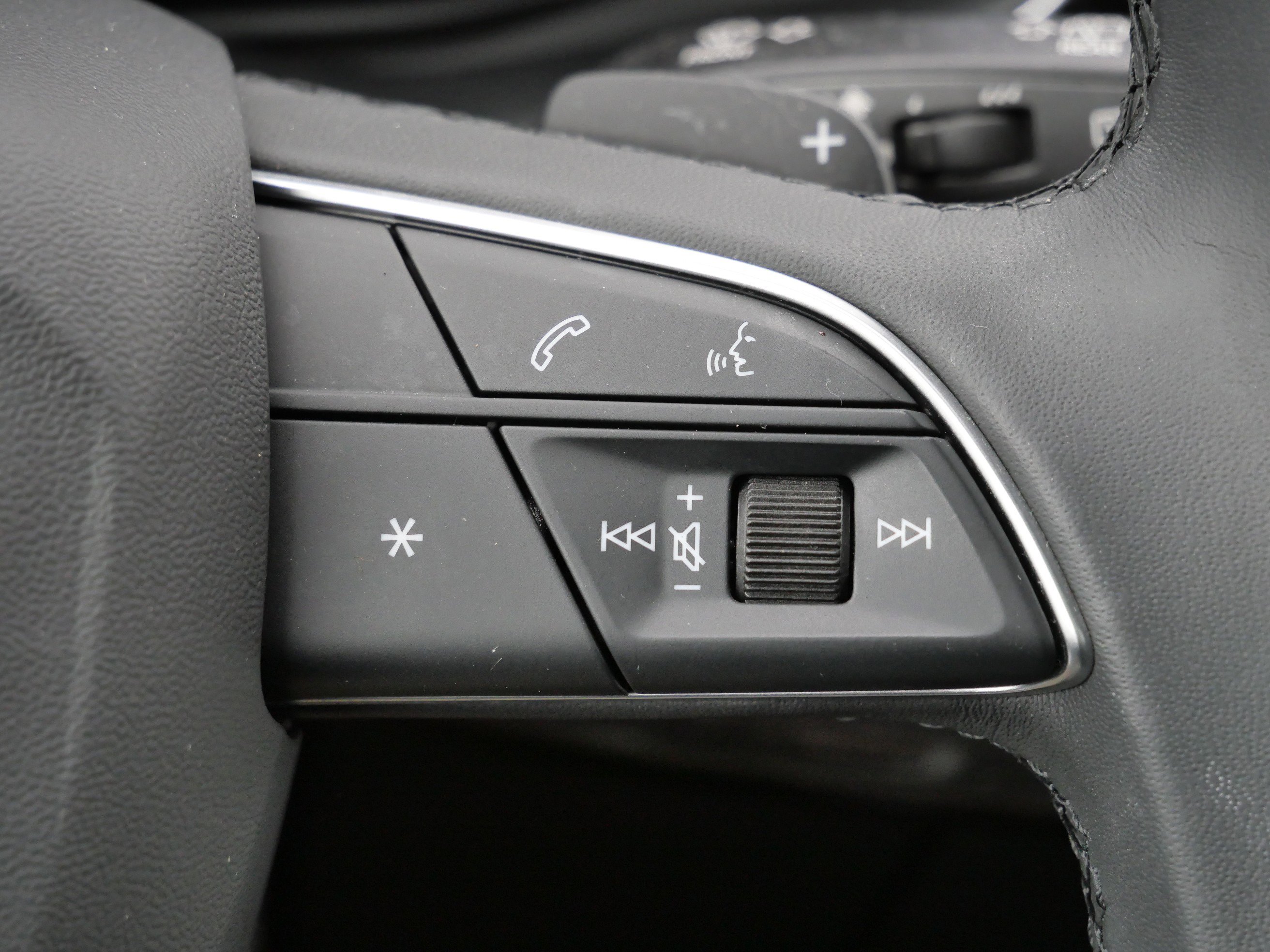 Used 2023 Audi Q7 3.0T Premium Plus w/ Premium Plus Package image 24