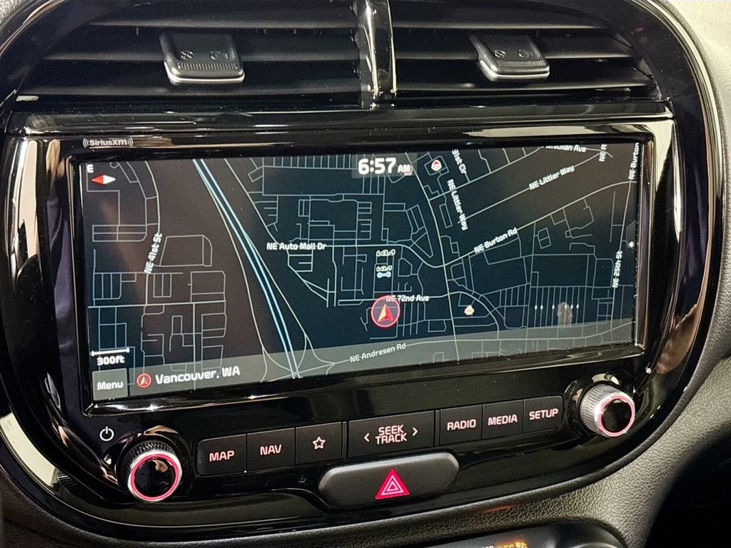 Certified 2022 Kia Soul GT-Line FWD image 17