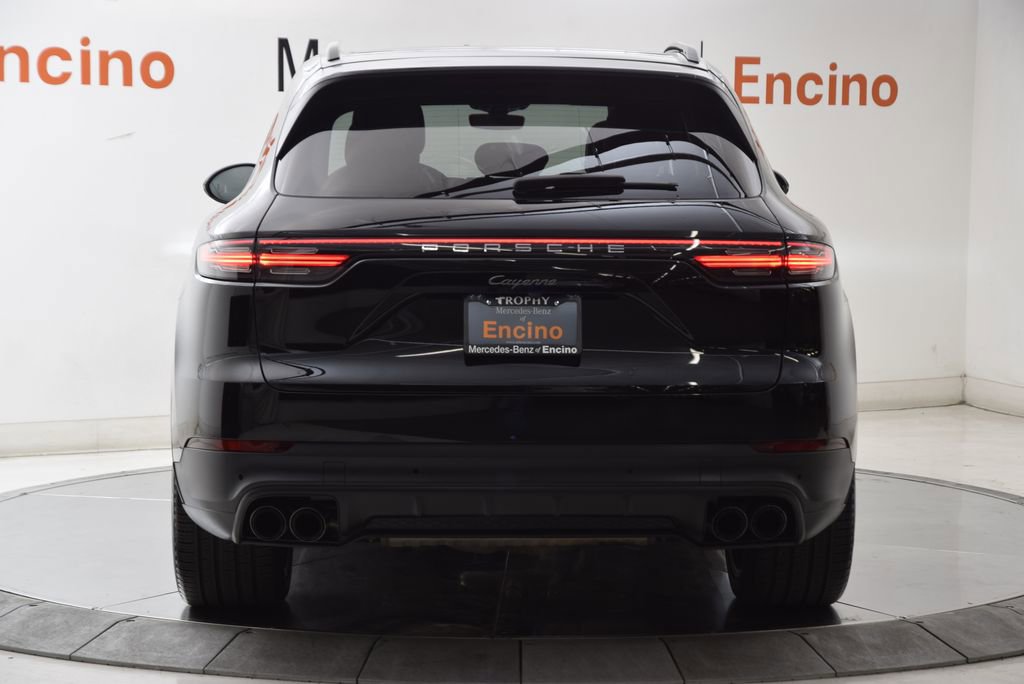 Used 2022 Porsche Cayenne image 5