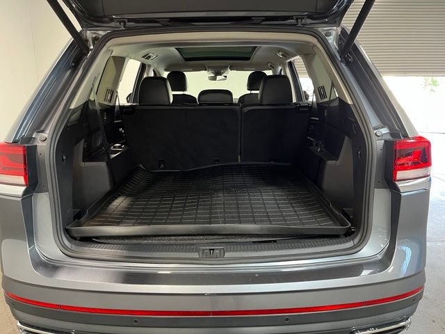 Used 2021 Volkswagen Atlas SEL AWD/4WD image 16