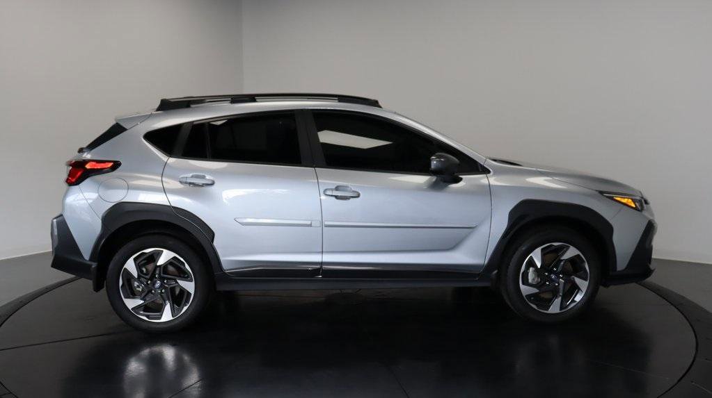 Used 2025 Subaru Crosstrek 2.5i Limited w/ Crosstrek Mirror Package image 6