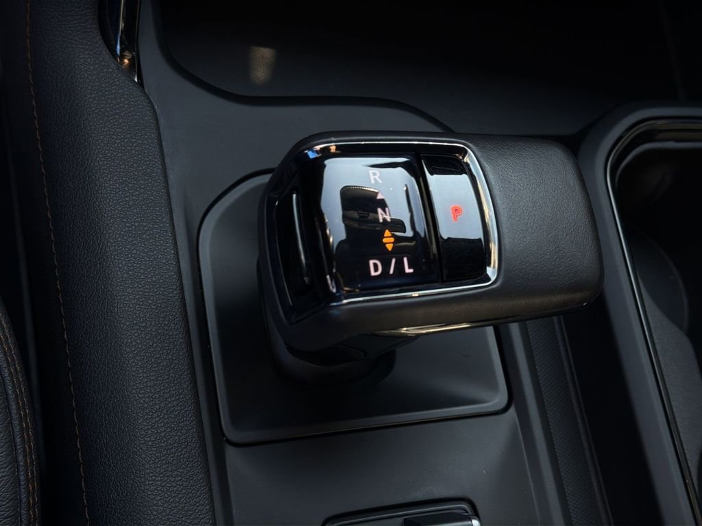 Used 2022 GMC Sierra 1500 AT4 w/ AT4 Premium Package image 19