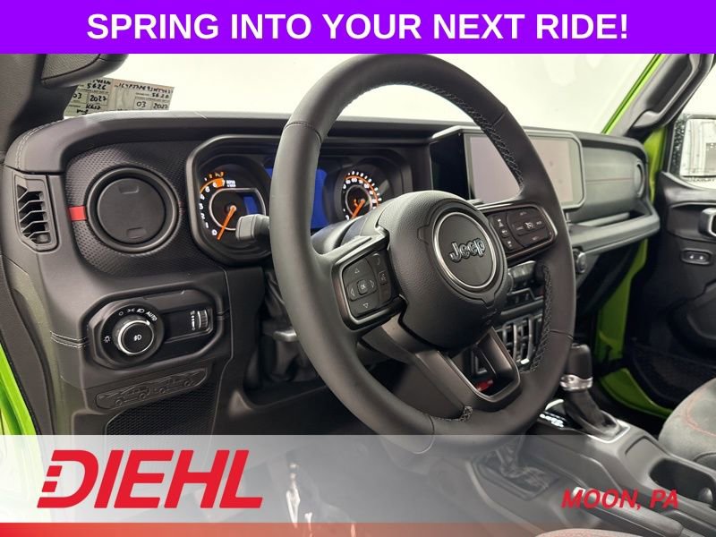 Used 2025 Jeep Wrangler Unlimited Rubicon w/ Convenience Group AWD/4WD image 19