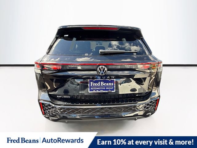 New 2026 Volkswagen Tiguan SEL R-Line image 5