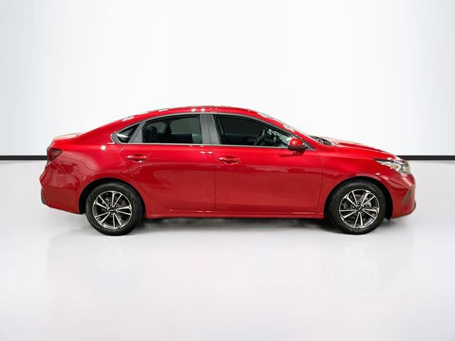 Used 2023 Kia Forte LXS image 8