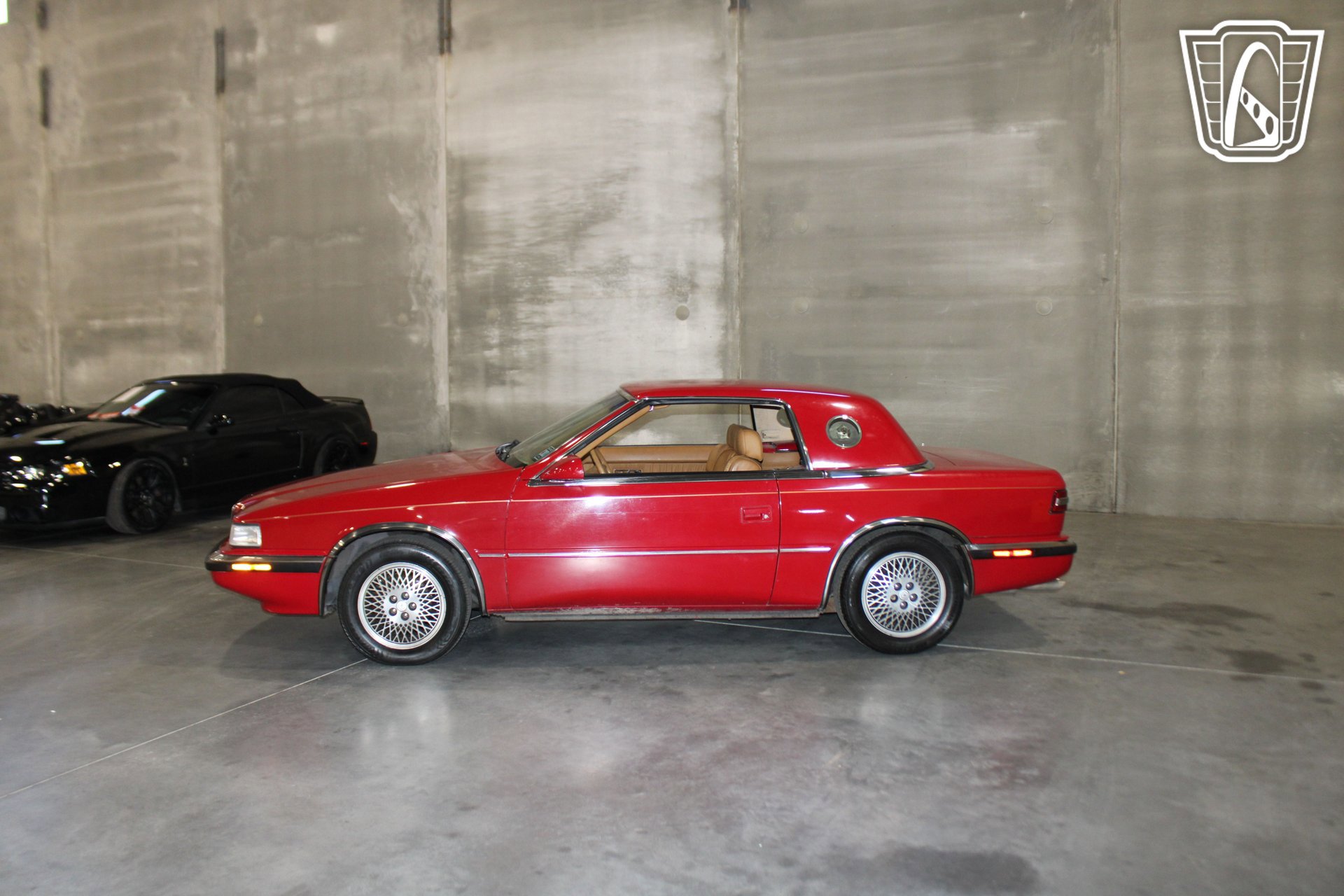 Used 1990 Chrysler TC by Maserati image 3