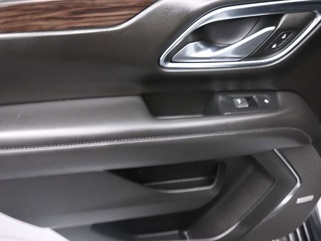 Used 2022 Chevrolet Tahoe LT w/ Luxury Package image 17