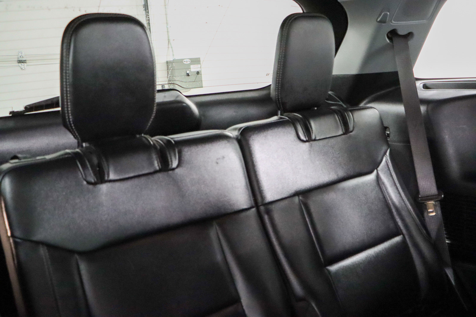 Used 2023 Ford Explorer Limited AWD/4WD image 29