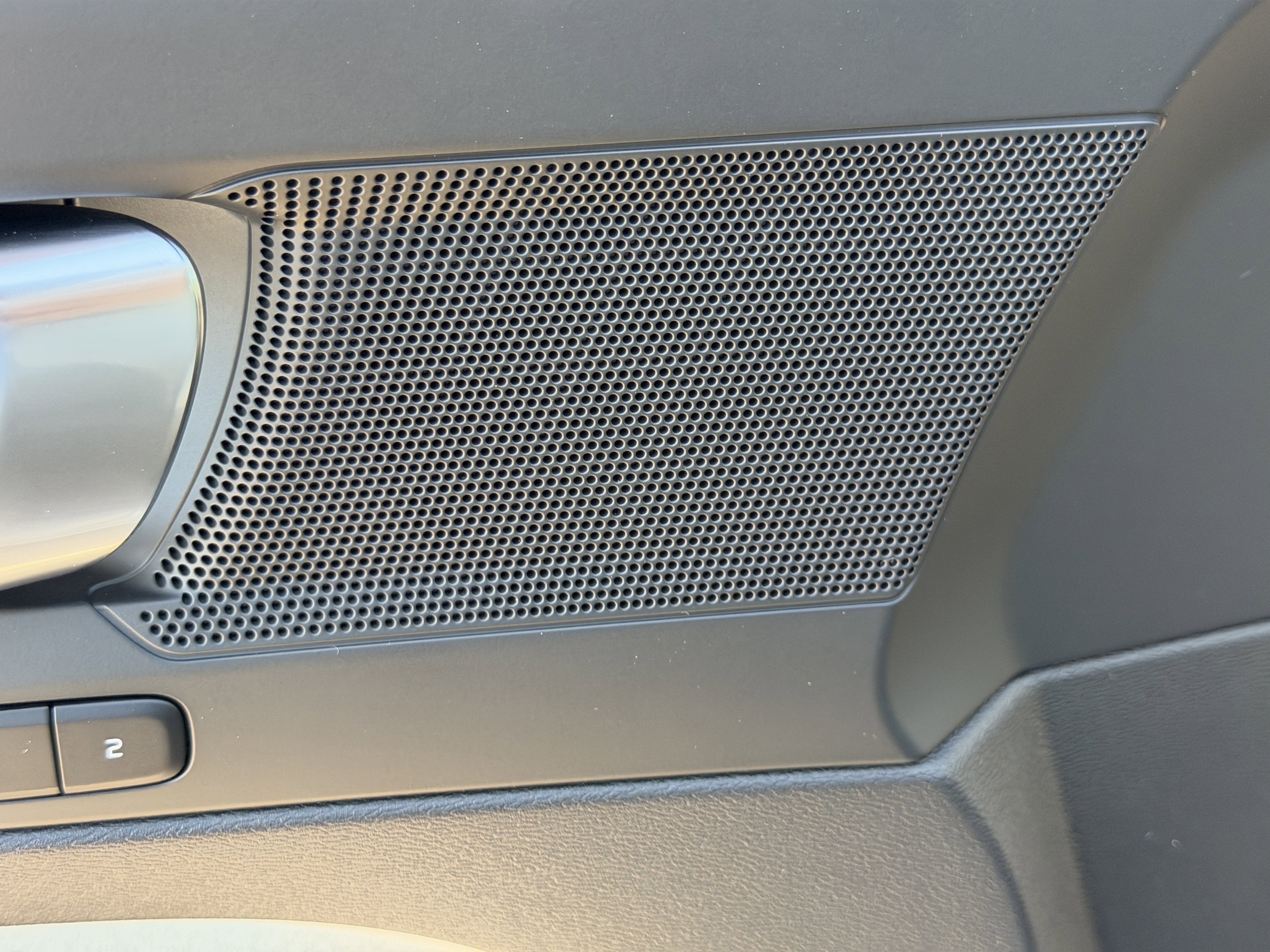 New 2026 Volvo XC40 B5 Plus w/ Climate Package image 18