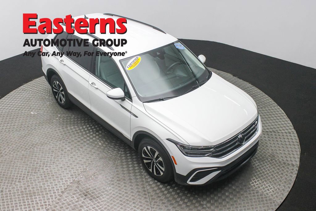 Used 2022 Volkswagen Tiguan S image 3