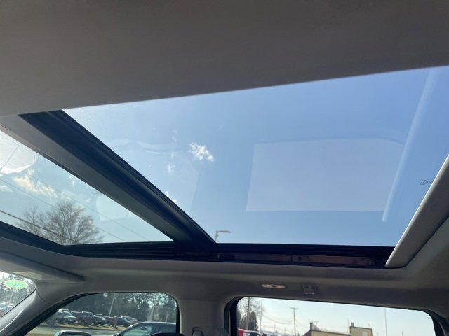 Used 2023 Ford F150 Lariat w/ Equipment Group 502A High image 9