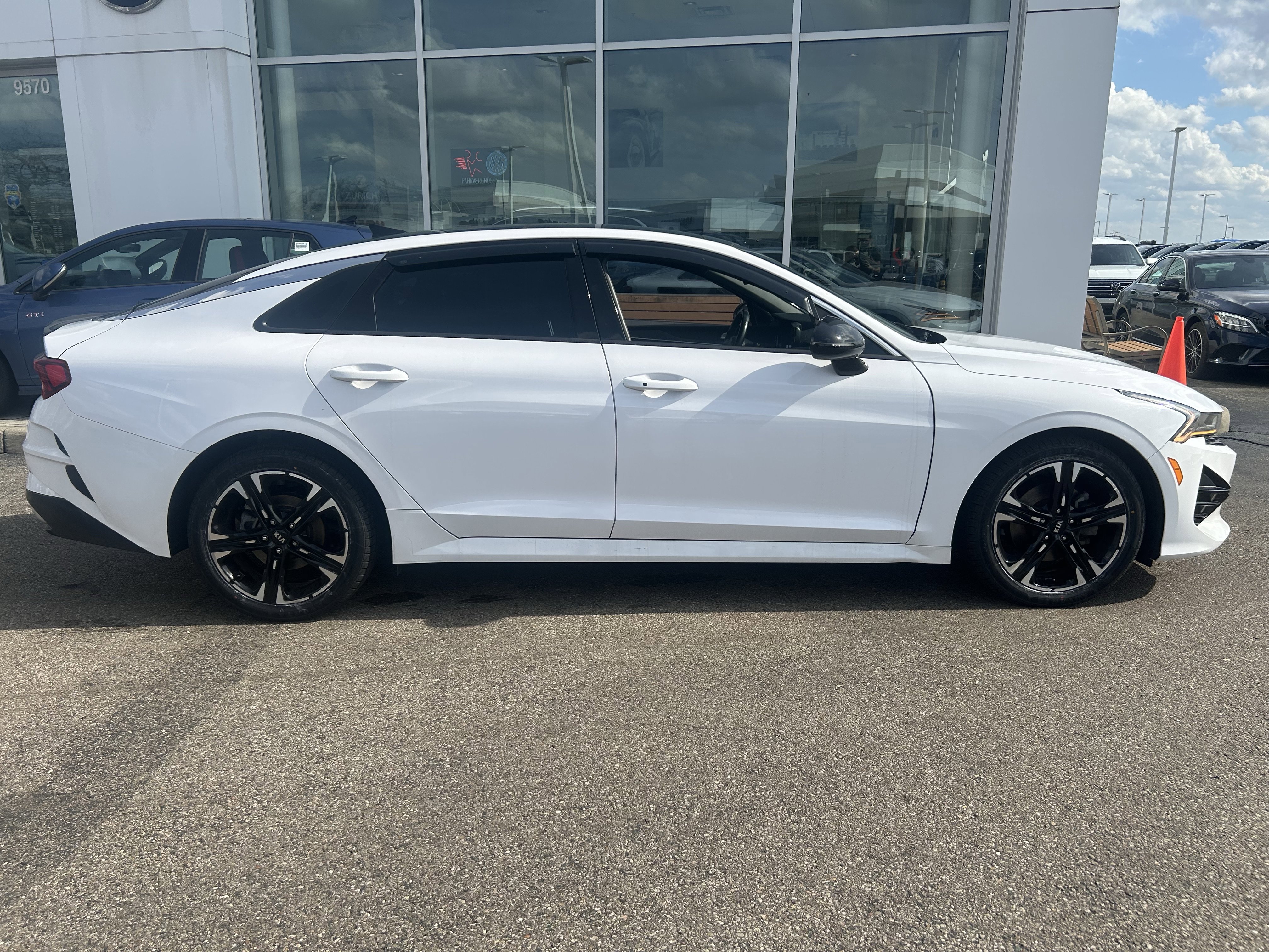 Used 2021 Kia K5 GT-Line w/ GT-Line FWD Premium Package image 8