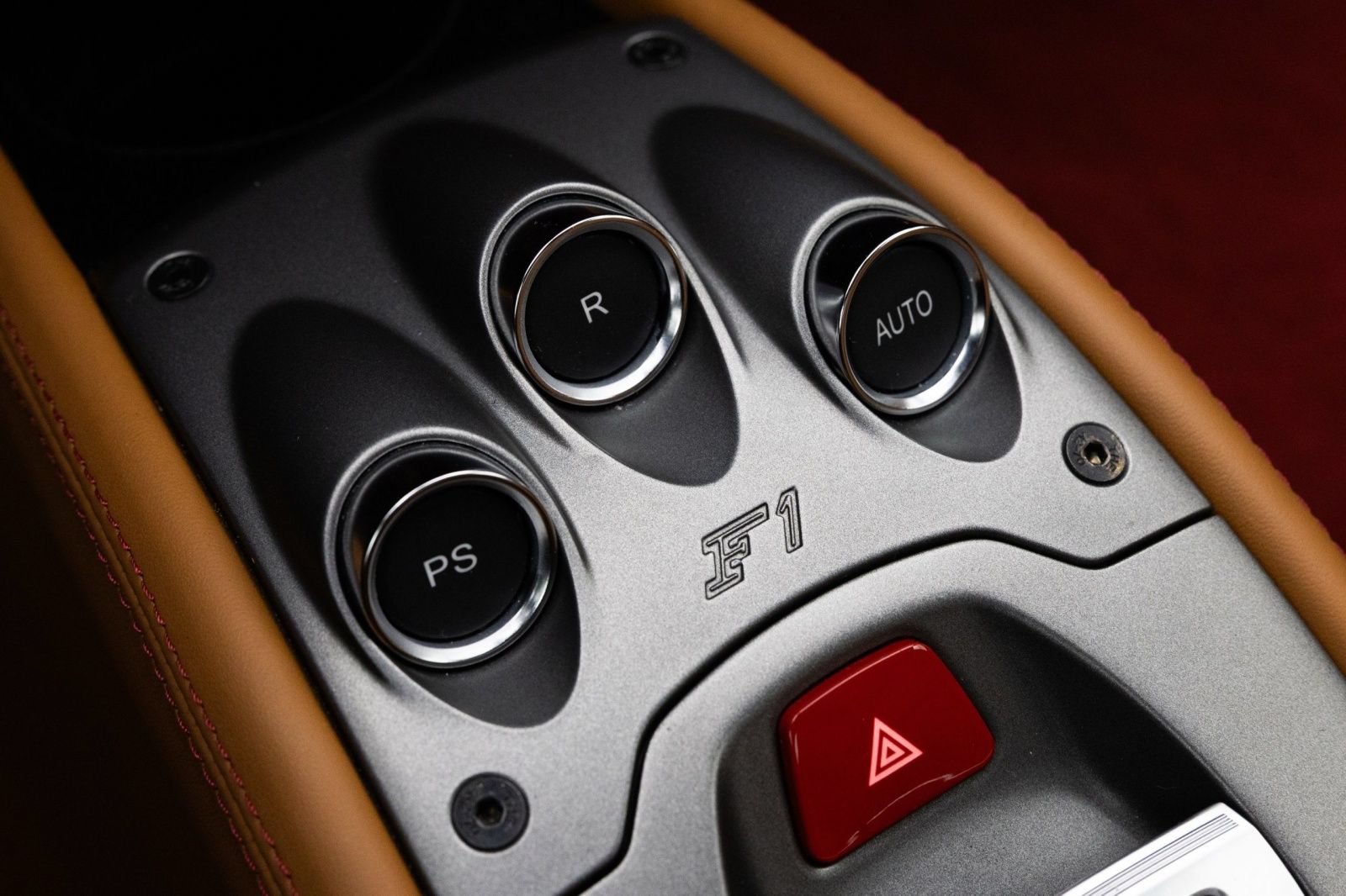Used 2011 Ferrari 458 Italia Coupe RWD image 45