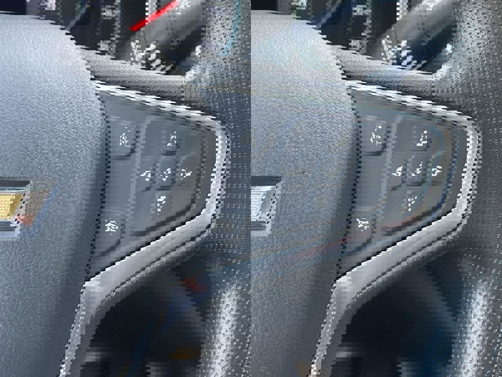 Used 2023 Chevrolet Malibu LT image 28