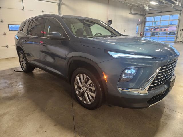 Used 2025 Buick Enclave Preferred image 6