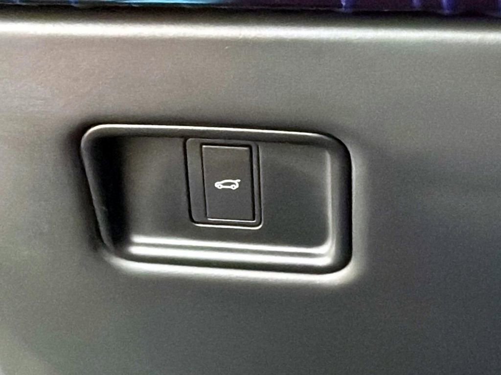 New 2026 Land Rover Range Rover Sport Dynamic SE image 33