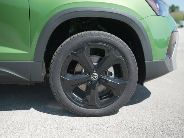 New 2025 Volkswagen Taos SEL AWD/4WD image 10