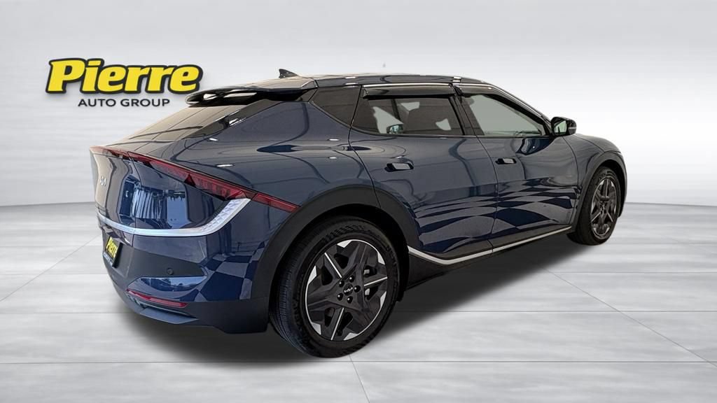 Used 2025 Kia EV6 Light AWD/4WD image 8