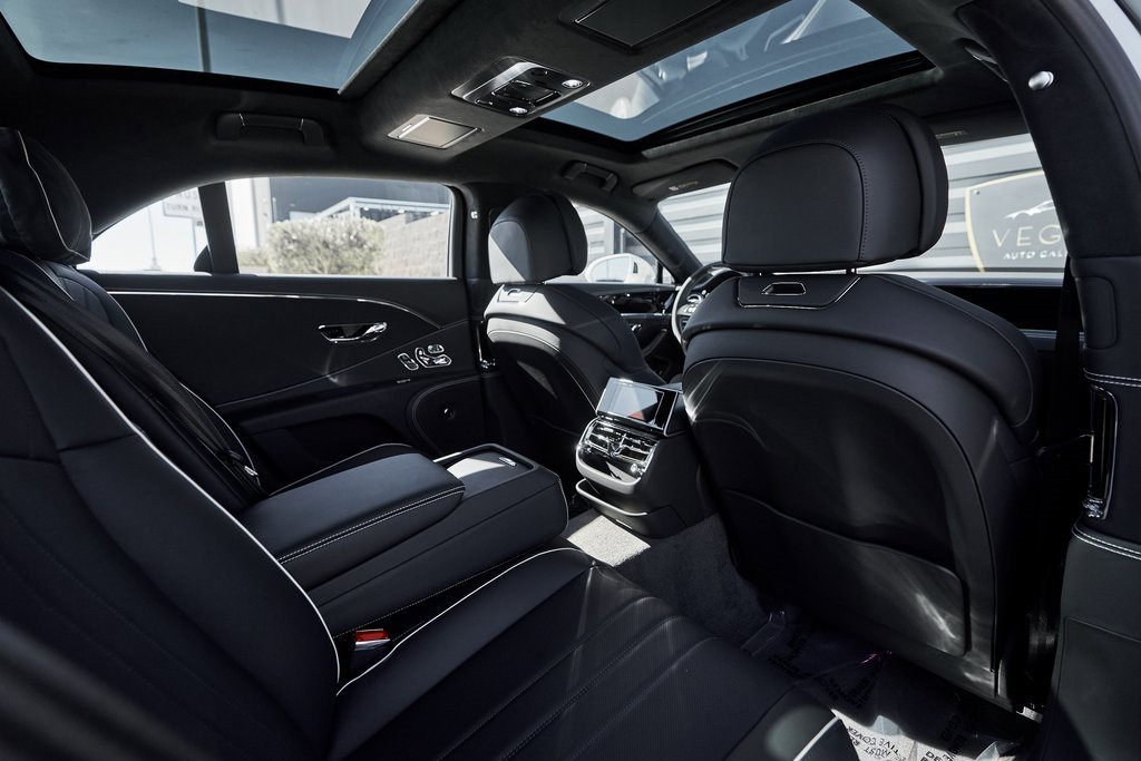 Used 2024 Bentley Flying Spur S V8 image 34