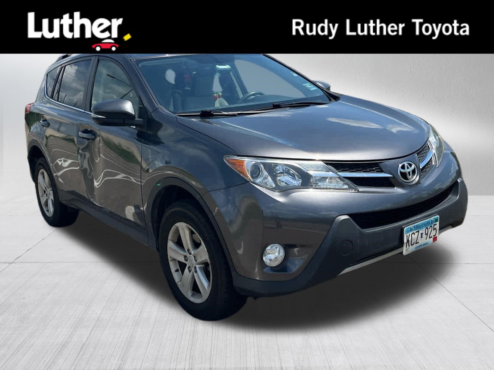 Used 2013 Toyota RAV4 XLE AWD/4WD image 1