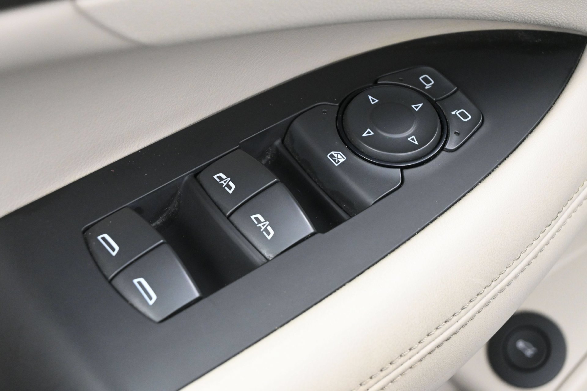 Used 2017 Buick LaCrosse Essence w/ Sights and Sounds Package FWD image 23