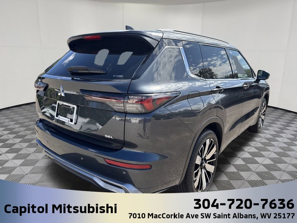 New 2025 Mitsubishi Outlander SEL image 5