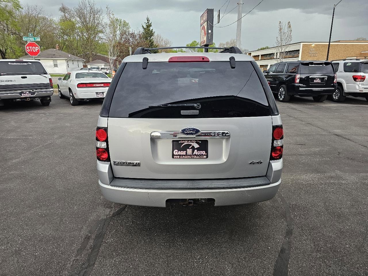 Used 2010 Ford Explorer XLT AWD/4WD image 9