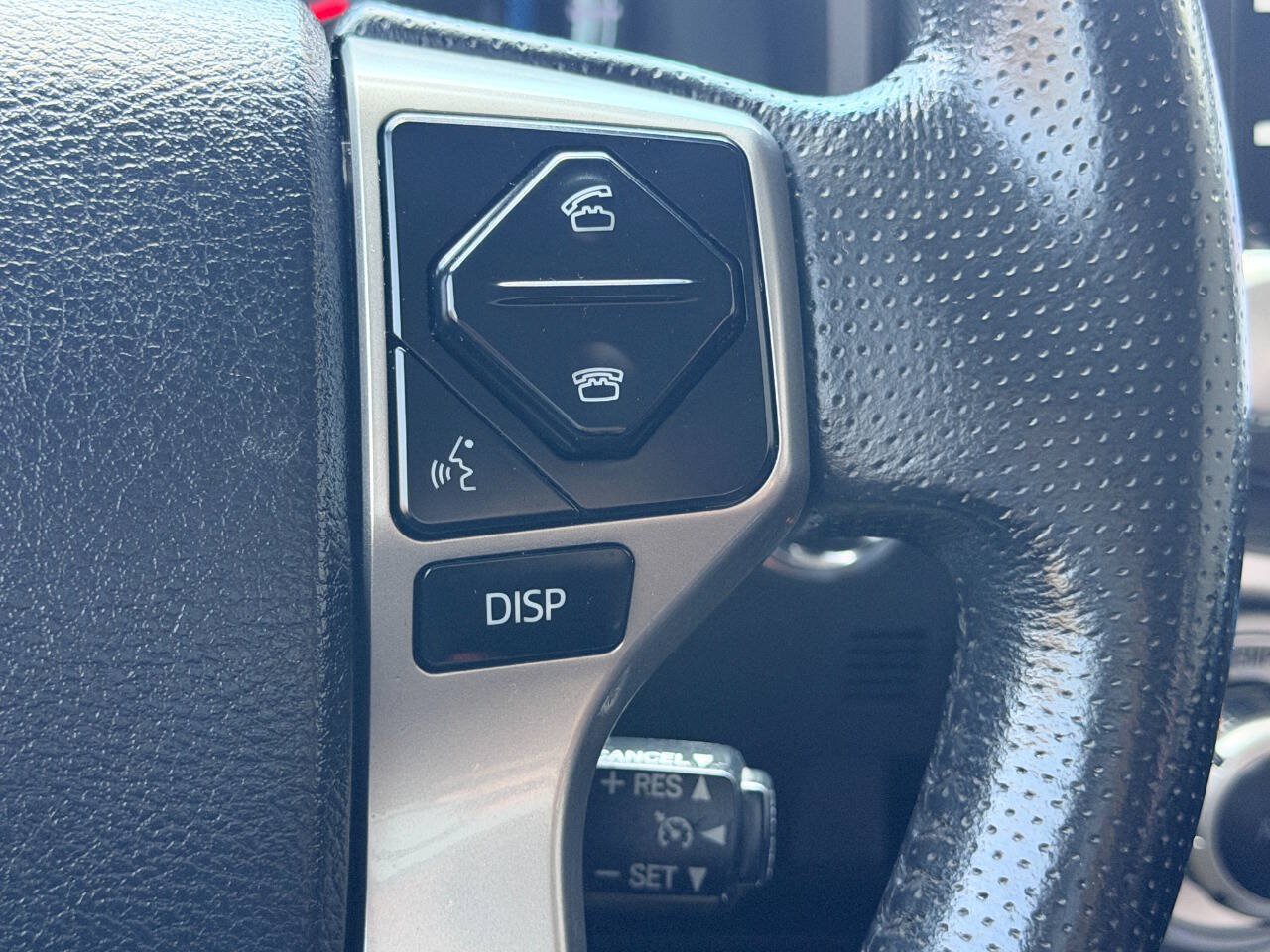 Used 2014 Toyota 4Runner Limited AWD/4WD image 31