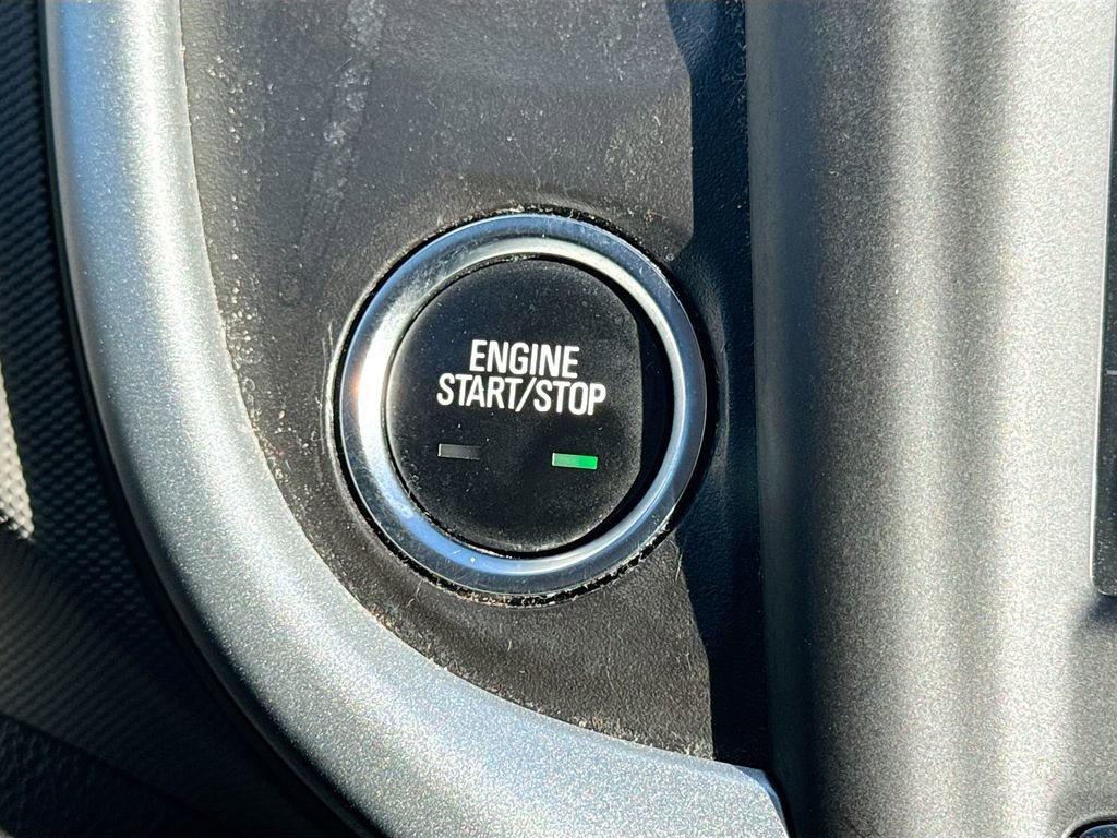 Used 2020 Chevrolet Sonic LT w/ Convenience Package image 19