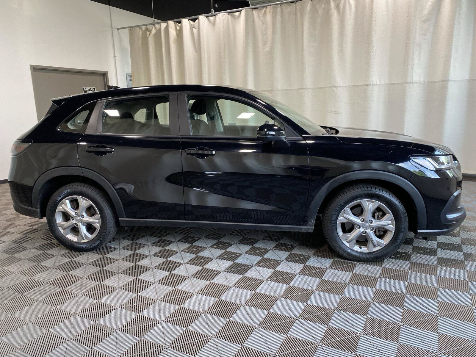 Used 2024 Honda HR-V LX image 8