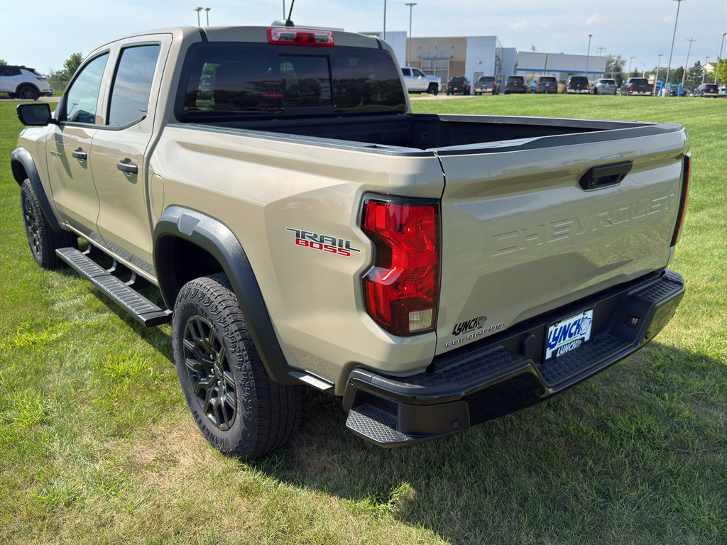 Used 2023 Chevrolet Colorado Trail Boss AWD/4WD image 3